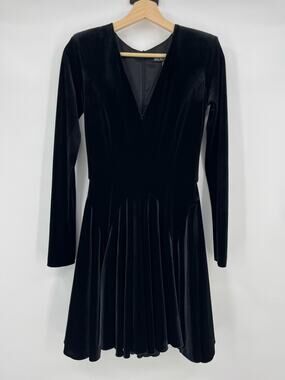 SELMACILEK | Black Velvet Long Sleeve V-Neck Mini Skater Dress S